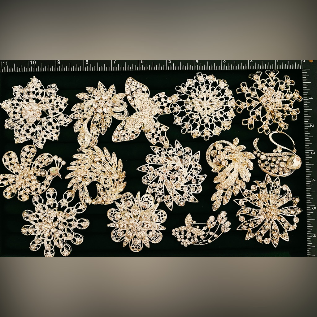 Lot 14pcs Silver Rhinestone Brooch Pin Clear Crystal Peacock Swan Flower Set